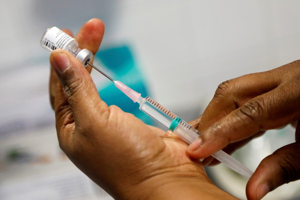 美醫生接種輝瑞疫苗「16天後死亡」！ 當局介入...疫苗公司回應了 |