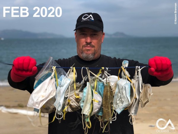 廢棄口罩流入大海（圖／翻攝自海洋保護組織OceansAsia臉書）