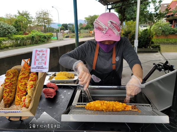 ▲▼宜蘭冬山你在哪裡起司熱狗。（圖／宜蘭ㄚ欣的美食日誌臉書專頁授權提供）