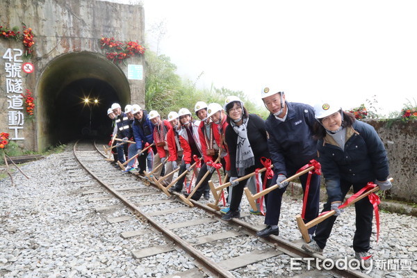 ▲▼   阿里山鐵路42號隧道復建工程動工          。（圖／記者翁伊森翻攝）
