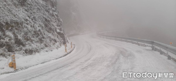 ▲▼合歡山雪景。（圖／記者李忠憲翻攝）