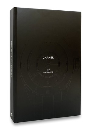 ▲▼ CHANEL J12 Book            。（圖／公關照）