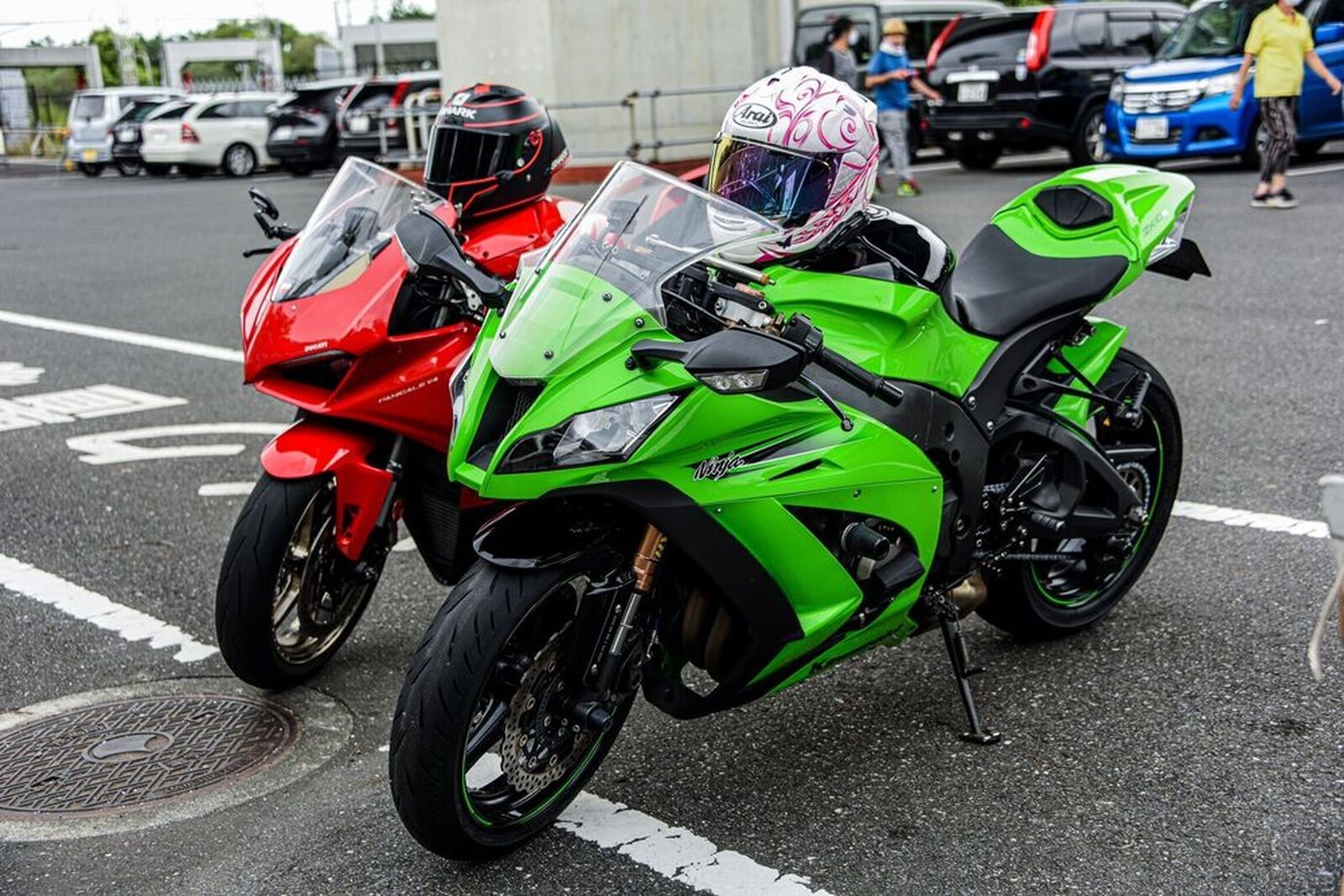 世界冠軍座駕市區代步也行 Kawasaki Zx 10r 夏天的困擾 Ettoday車雲 Ettoday新聞雲