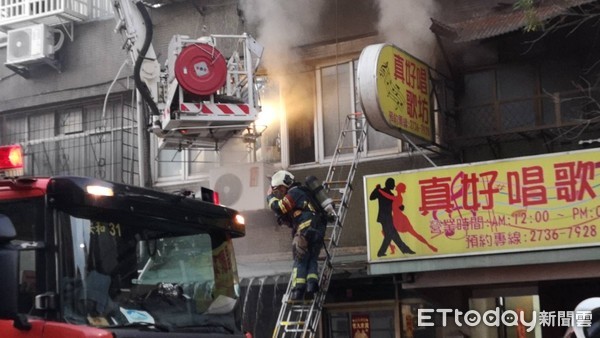 ▲台北市大安區臥龍街一棟民宅發生火警。（圖／記者黃彥傑攝）