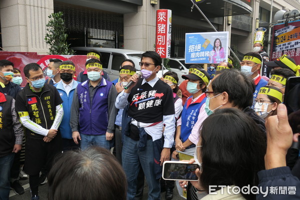 ▲中國國民黨24日上午於台南市發起「還我公投」、「反萊豬」兩項公投案的第二階段連署活動，江啟臣呼籲台南鄉親一起站出來，用公投票展現民意。（圖／記者林悅翻攝，下同）