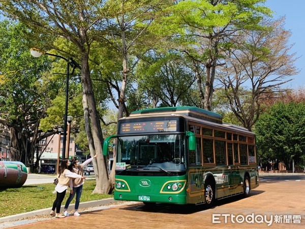 ▲▼嘉義市區公車全面電動化。（圖／記者周姈姈攝）