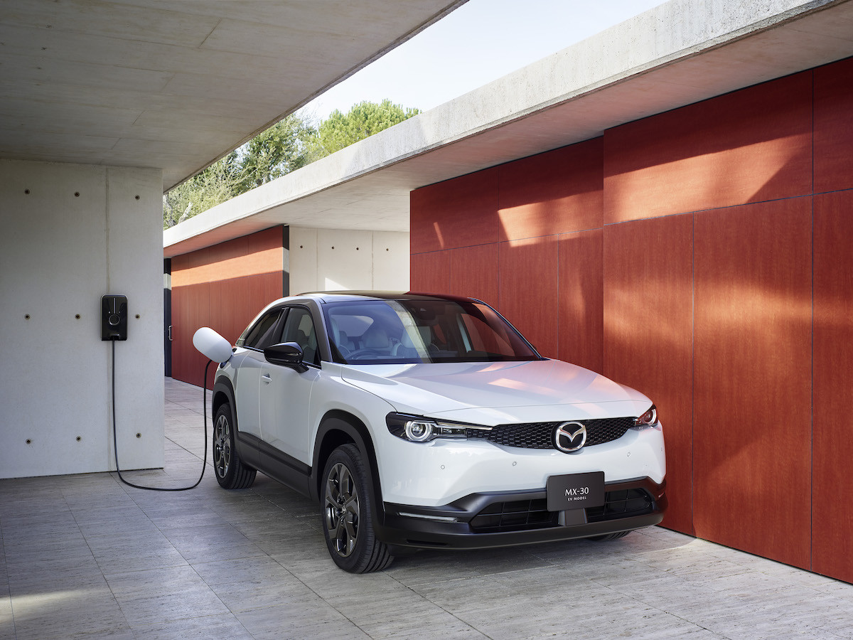 馬自達首款電動車mx 30 Ev日本上市 121萬元換256公里最大續航力 Ettoday車雲 Ettoday新聞雲
