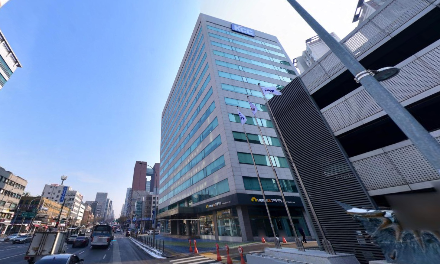 ▲▼南韓KCC總部位於首爾市瑞草區，為知名建材、汽車零件圖料商。（圖／翻攝自Naver Map街景）
