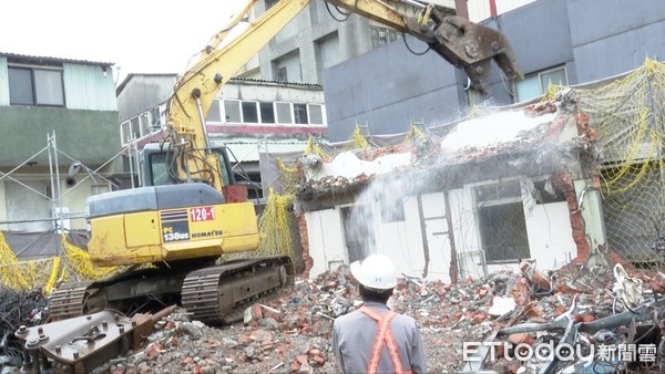 ▲▼安信建經推一把！信義路危老透天改大樓 地主獲利上億元。（圖／記者吳杰澄攝）