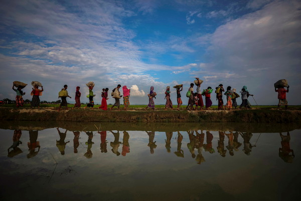 ▲▼流亡到孟加拉的羅興亞難民人數逾百萬，大多數皆住在生活條件惡劣的環境中。（圖／路透）
