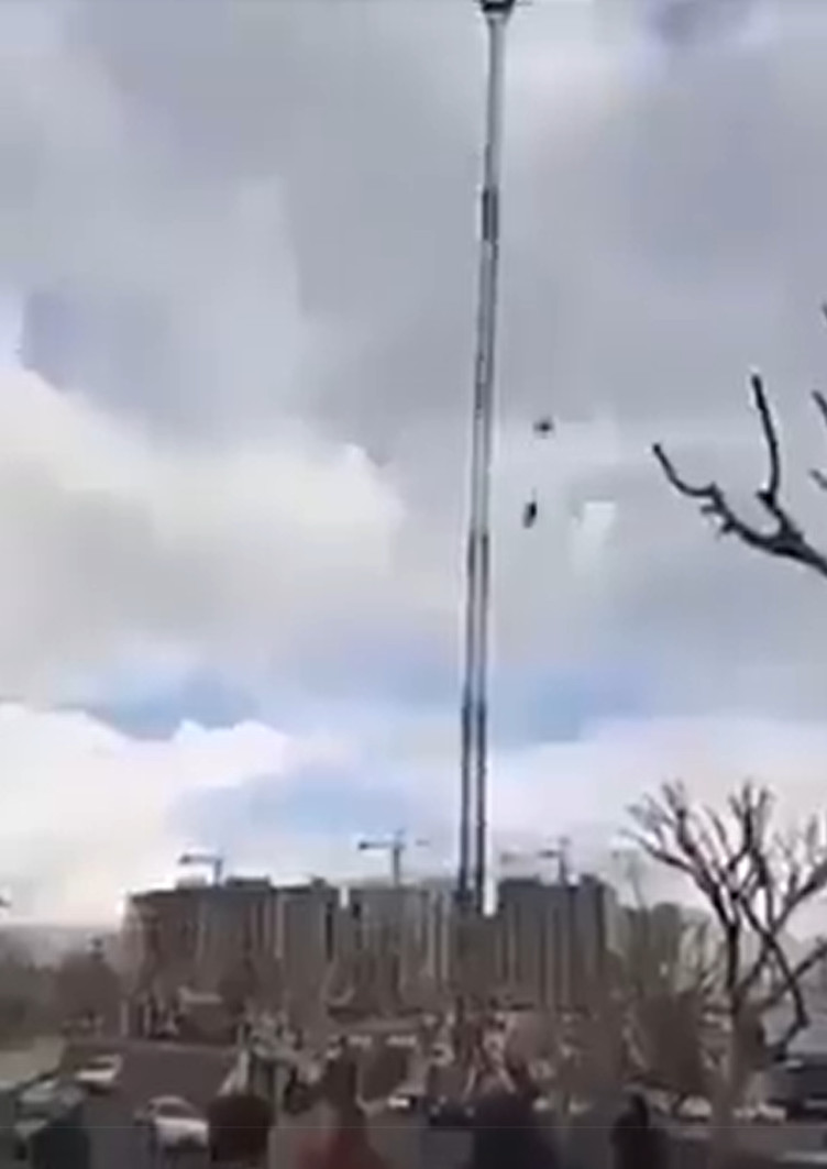 ▲▼他從雲梯車頂跳傘悼勇消　竟直墜58公尺摔死。（圖／翻攝自推特「@bai_mina」）