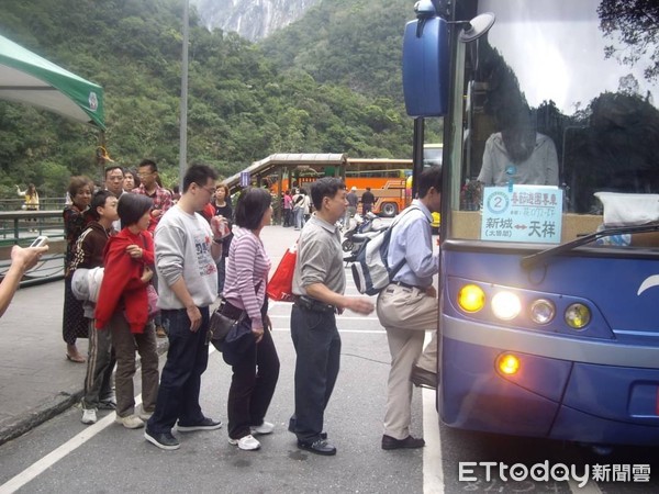 ▲▼太管處春節推出4條免費遊園專車，帶遊客暢遊沿線景點。（圖／太管處提供，下同）