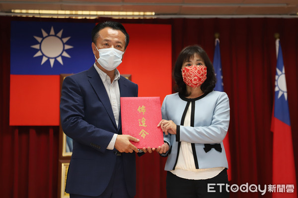 ▲▼ 嘉義縣政府衛生局長趙紋華宣誓就職典禮            。（圖／記者翁伊森翻攝）