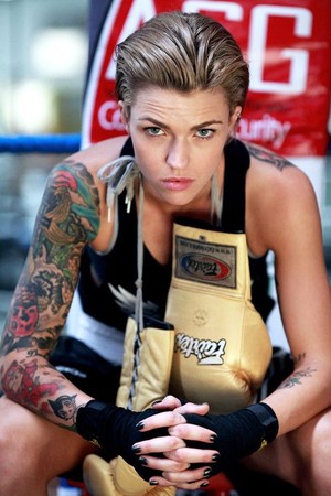 ▲澳洲中性女模露比·蘿絲（Ruby Rose）未來目標重返拳擊擂台。（圖／翻攝自推特@boxing_days）