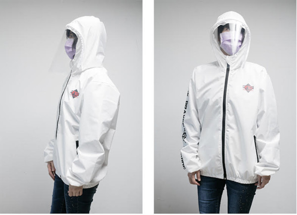 ▲▼家樂福與台灣品牌「吾衣原創O’NIZI」合作，獨家推出「抑菌抗霧防護外套」。（圖／業者提供）