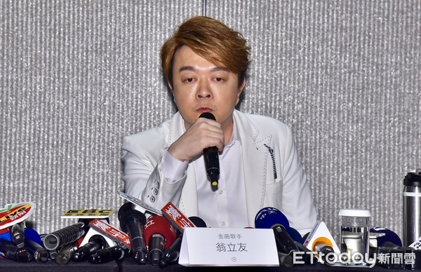 ▲▼翁立友出面聲明記者會 。（圖／記者李毓康攝）