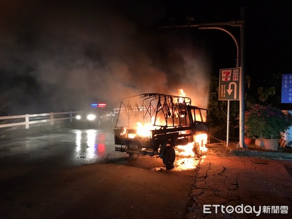 ▲台南市消防局提醒民眾在行駛前，應確實檢點車輛狀況，避免行車時產生狀況而無法應變，造成事故，甚至引發火災。（圖／記者林悅翻攝，下同）