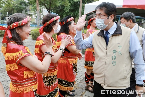 ▲台南市長黃偉哲在時事大數據網站《網路溫度計》所公布全台22縣市首長最近3個月的網路聲量與好評影響力調查，好評影響力再度名列「好感王」。（圖／記者林悅翻攝，下同）