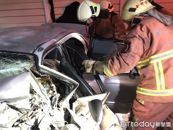 ▲▼新竹東大高架橋死亡車禍。（圖／記者陳凱力翻攝）