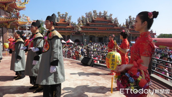 ▲台南市鹿耳門天后宮台灣年魅力四射，辛丑年年新春期間數萬民眾湧入，大年初四早上，鹿耳門天后宮舉辦「迎喜神」盛典，持續大過年喜氣。（圖／記者林悅翻攝，下同）