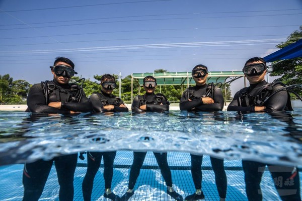海軍械彈處理專精班　強化水下作業隊員專業能量