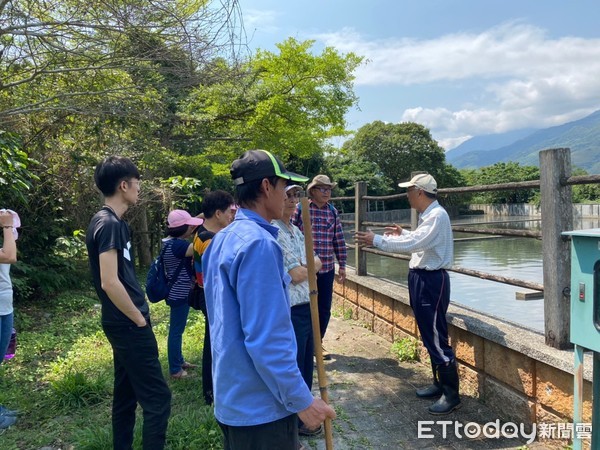 ▲台東縣環保局在「2021濕地日-悠遊濕地新藍海」活動中接受中央公開表揚。（圖／台東縣政府提供，下同）