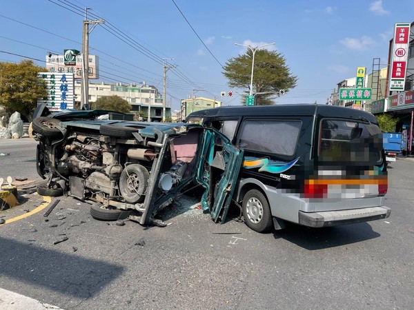 ▲彰化永靖鄉發生車禍。（圖／記者唐詠絮翻攝）