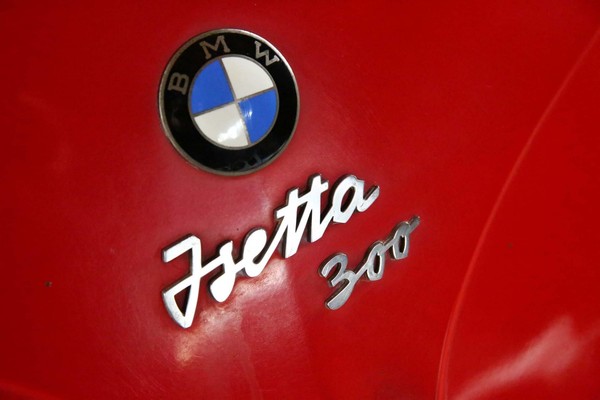 ▲超可愛BMW小車Isetta 300現身拍賣 。（圖／翻攝自Bring A Trailer）