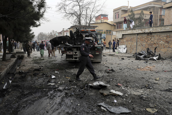 ▲▼阿富汗首都喀布爾21日發生爆炸。（圖／達志影像／美聯社）