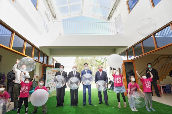 高峰非營利幼兒園啟用 院長蘇貞昌與市長林智堅同見證 | ETtoday地 - 寶島通訊 高峰非營利幼兒園啟用 院長蘇貞昌與市長林智堅同見證 | ETtoday地