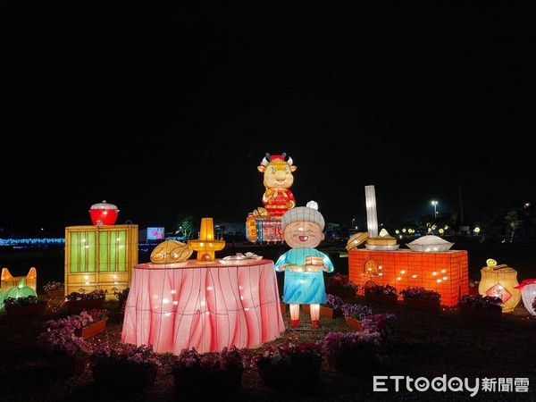 ▲▼2021台灣燈會副燈和懷舊時光燈區在台南北門。（圖／雲嘉南濱海國家風景區管理處提供）