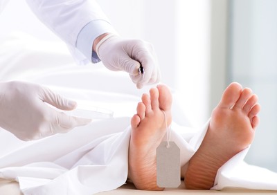 家人去太平間認領遺體　發現女「眼球耳朵被啃食」3員工調查中