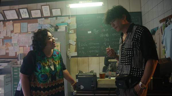 ▲▼《當男人戀愛時》鍾欣凌出道以來首度接演笑裡藏刀的陰險角色。（圖／金盞花大影業提供）