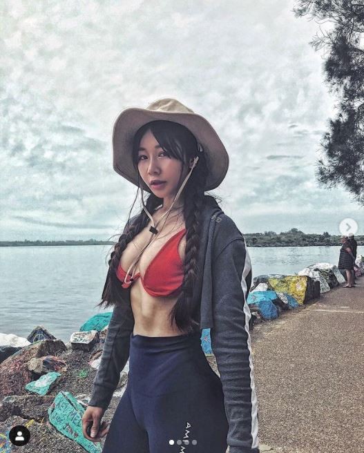 ▲機機時常曬性感美照。（圖／翻攝自Instagram／ggshacylin）