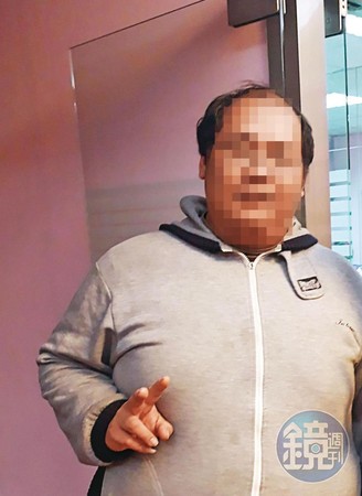 純純調閱明細，發現黃把她的八十多萬元拿去「供養」曾姓友人（圖）。（讀者提供）