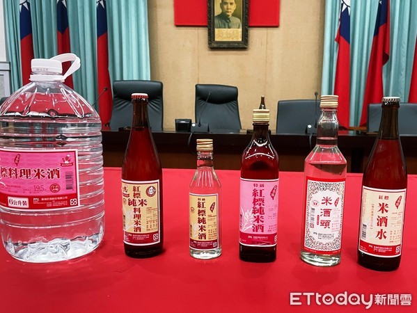 ▲台酒「特級紅標米酒」停產，其餘民生用米酒仍正常生產。（圖／記者陳依旻攝）