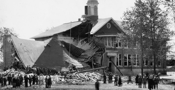 ▲美國密西根州1927年5月發生「貝斯學校大爆炸」（Bath School disaster）（圖／翻攝Twitter@MMJYBBJWIdols）