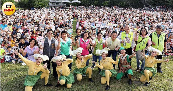 綠營在新北市歷來有「新蘇系」和「非新蘇系」派系之爭，能否成功整合，是民進黨市長選舉勝出的關鍵。（圖／王永泰攝）