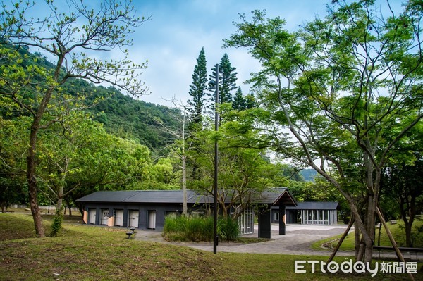 ▲▼變身「跑馬古道公園」的礁溪明德訓練班，入口處管訓室（上圖）被保留，將成網美景點。（圖／記者游芳男翻攝，下同）