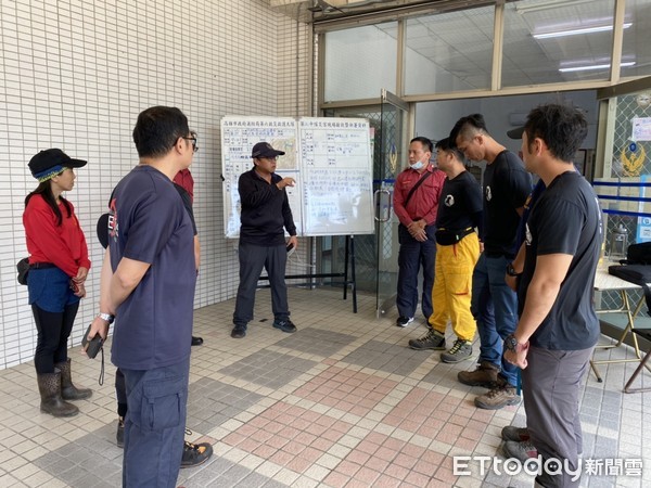 ▲▼高雄茂林山谷搜救人員勤教畫面。（圖／記者黃子倩翻攝）