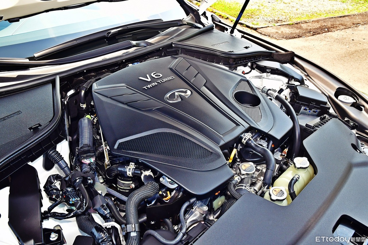 Infiniti Q50 300GT試駕：5,300元換一匹馬力，請珍惜V6引擎最後的美好（圖／記者游鎧丞攝）