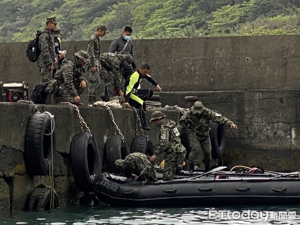 ▲▼飛官失聯，軍方將派員水下搜救。（圖／記者陳以昇攝）