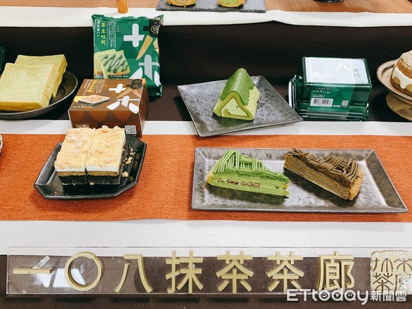 ▲▼全聯阪急麵包慶祝千間店達成，推出日本特色紀念款麵包。（圖／記者林育綾攝）