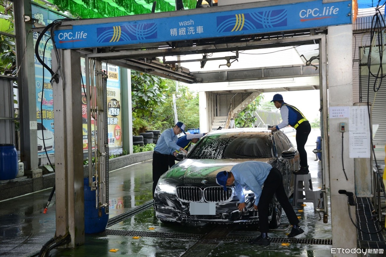 ▲台灣中油公司配合政府宣布之限水措施，今（25）日宣布將調整各加油站洗車業務。（圖／台灣中油提供）