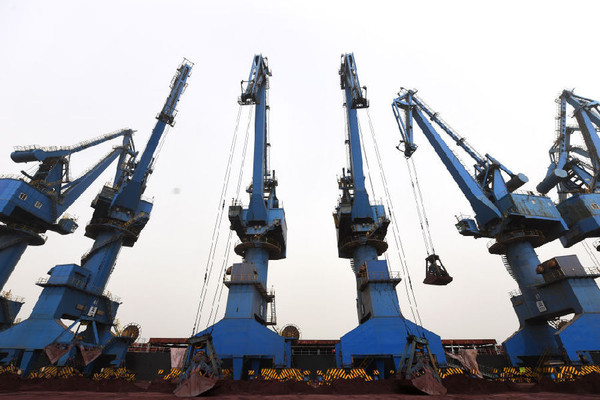 ▲天津港南疆碼頭將49.8萬噸「洋垃圾」退運出境。（圖／翻攝新華網）