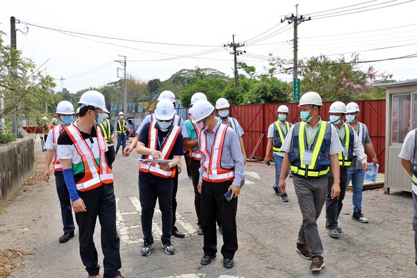 ▲內政部營建署工程督導「嘉義市東義路及盧山橋改建工程」。（圖／嘉義市政府提供）