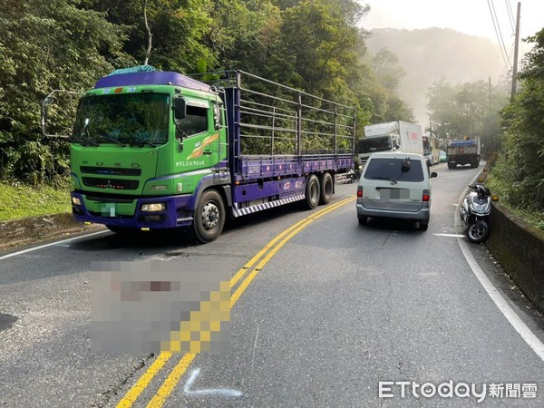 ▲▼北宜車禍騎士送醫搶救身亡             。（圖／記者陳雕文翻攝）