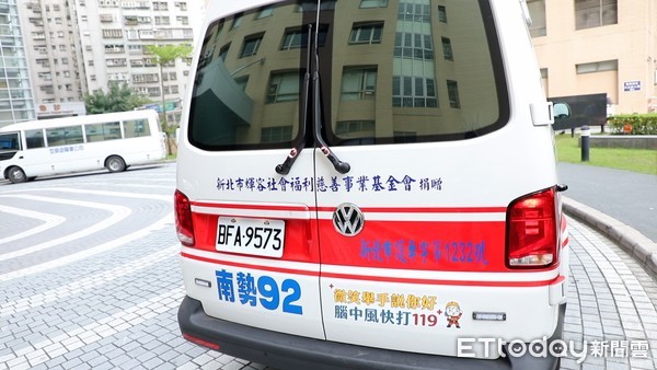 ▲▼6成市民就醫方式錯很大！新北「腦中風救護車車」教你：快打119。（圖／記者吳杰澄攝）