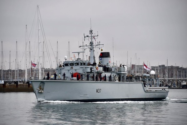 ▲▼奇丁福爾德號戰艦。（圖／翻攝自推特／HMS Chiddingfold）