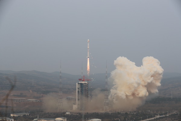 ▲▼陸「試驗六號03衛星」成功發射　將用於空間環境探測。（圖／翻攝科技日報）